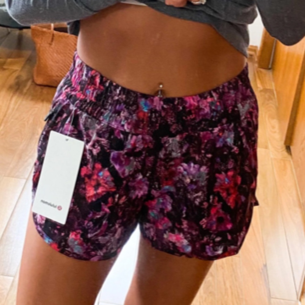 LULULEMON TRACK THAT SHORT 5”-FLUORO FLORAL MULTI - Picture 1 of 9
